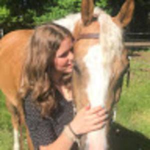 Meet your Posher, Bella